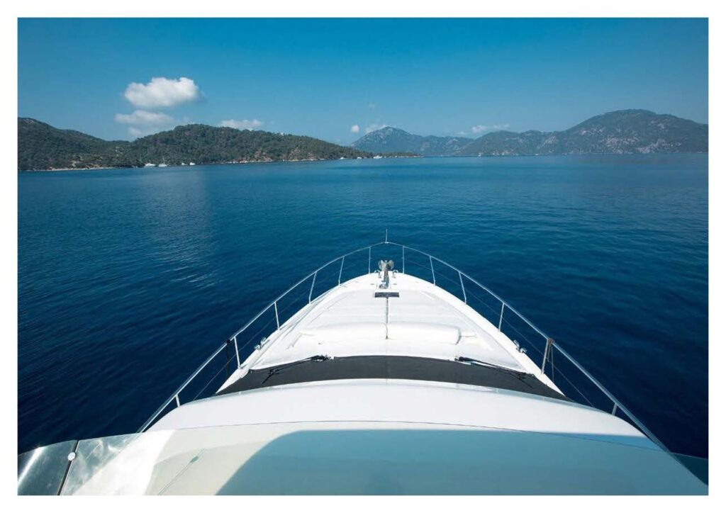 Ferretti 590._Sayfa_05