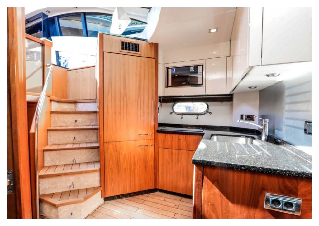 Sunseeker Predator 67 2011(Charter)_Sayfa_13